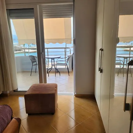 Apartment Chris Sea View Sarande